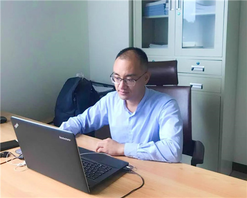 文化興企賈鑫：團(tuán)結(jié)一致，才是企業(yè)核心競(jìng)爭(zhēng)力！